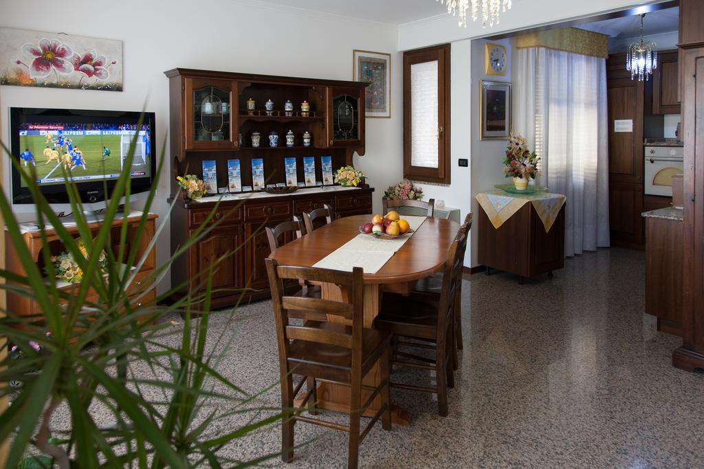 Affittacamere Acquamarina Oristano Zewnętrze zdjęcie